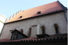 S056M - The Old-New Synagogue in Prague - smaller size